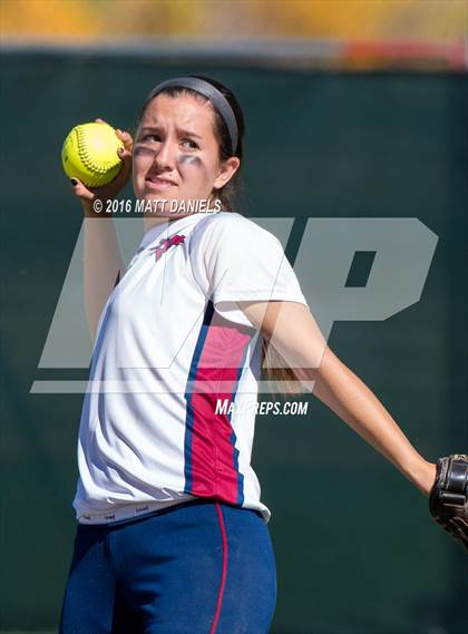 Thumbnail 1 in Legend vs. Dakota Ridge (CHSAA 5A Region 6 Playoff) photogallery.
