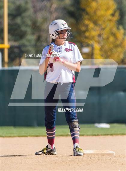 Thumbnail 3 in Legend vs. Dakota Ridge (CHSAA 5A Region 6 Playoff) photogallery.