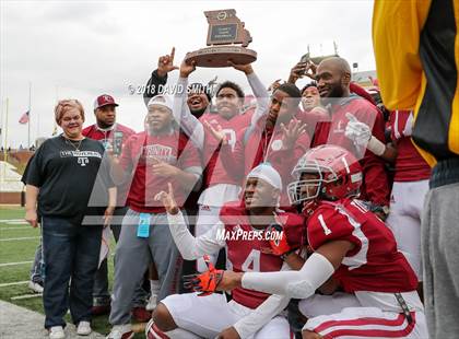 Thumbnail 1 in Cardinal Ritter College Prep vs. Trinity Catholic (MSHSAA Class 3 Show-Me Bowl) photogallery.