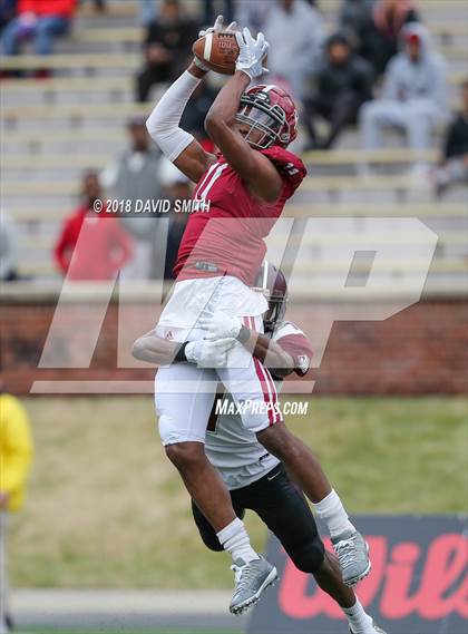 Thumbnail 3 in Cardinal Ritter College Prep vs. Trinity Catholic (MSHSAA Class 3 Show-Me Bowl) photogallery.