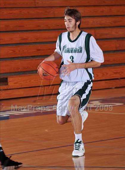 Thumbnail 1 in Ponderosa vs San Bernardino (MaxPreps Holiday Classic) photogallery.
