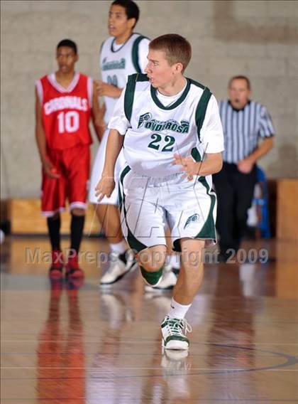 Thumbnail 2 in Ponderosa vs San Bernardino (MaxPreps Holiday Classic) photogallery.