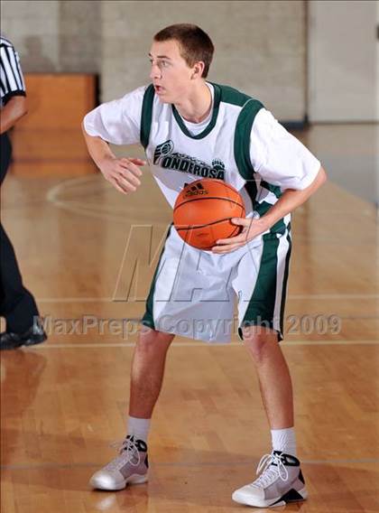 Thumbnail 3 in Ponderosa vs San Bernardino (MaxPreps Holiday Classic) photogallery.