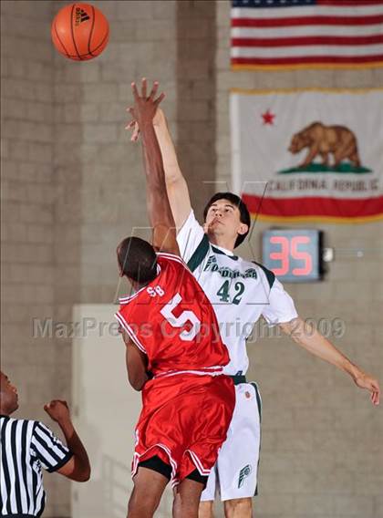 Thumbnail 1 in Ponderosa vs San Bernardino (MaxPreps Holiday Classic) photogallery.