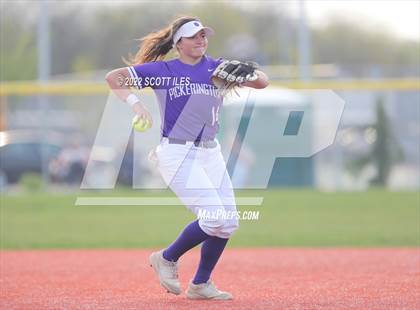 Thumbnail 3 in Pickerington Central @ Groveport-Madison photogallery.