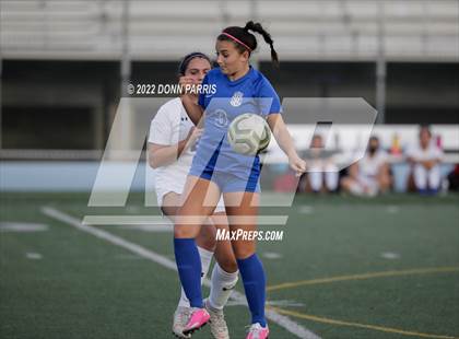 Thumbnail 1 in Charter Oak @ San Dimas photogallery.