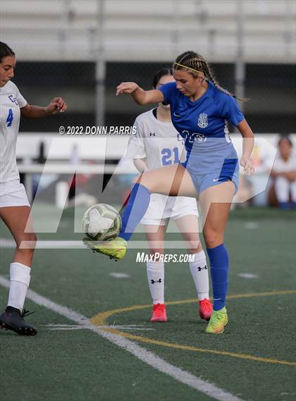 Thumbnail 3 in Charter Oak @ San Dimas photogallery.