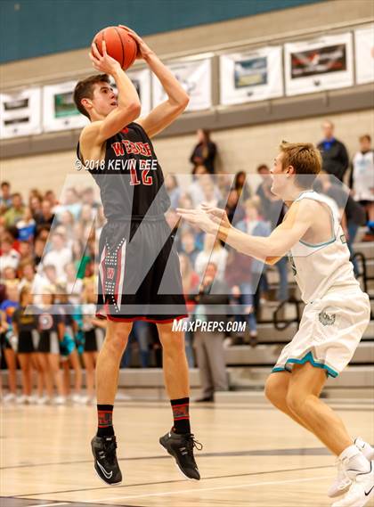 Thumbnail 3 in Weber @ Farmington photogallery.