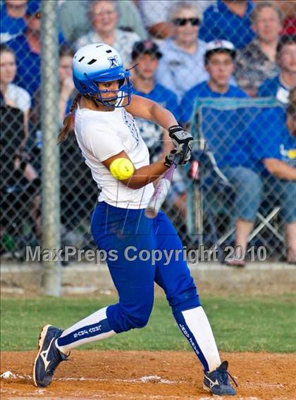 Thumbnail 3 in Needville vs La Grange (Texas 3A Region IV Regional Final)  photogallery.