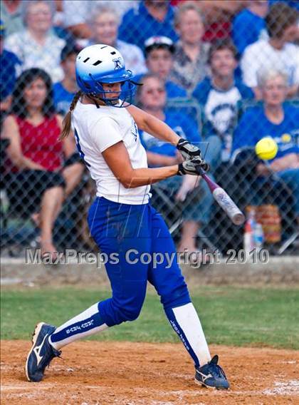 Thumbnail 1 in Needville vs La Grange (Texas 3A Region IV Regional Final)  photogallery.