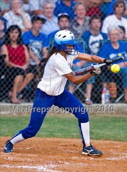 Thumbnail 1 in Needville vs La Grange (Texas 3A Region IV Regional Final)  photogallery.
