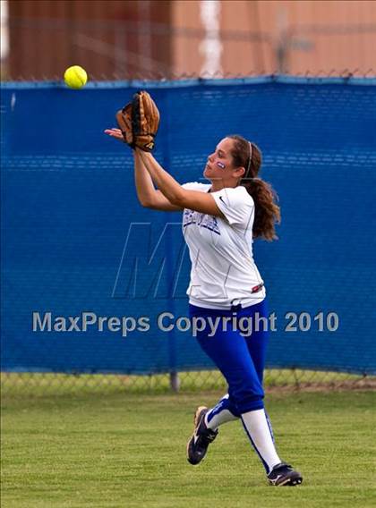 Thumbnail 1 in Needville vs La Grange (Texas 3A Region IV Regional Final)  photogallery.