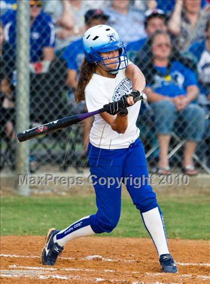 Thumbnail 2 in Needville vs La Grange (Texas 3A Region IV Regional Final)  photogallery.