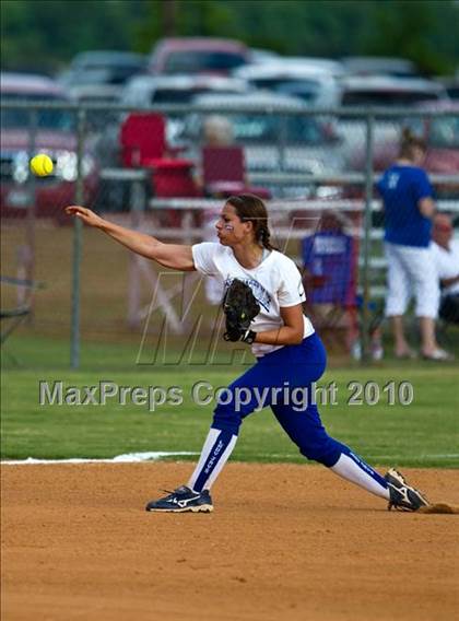 Thumbnail 2 in Needville vs La Grange (Texas 3A Region IV Regional Final)  photogallery.