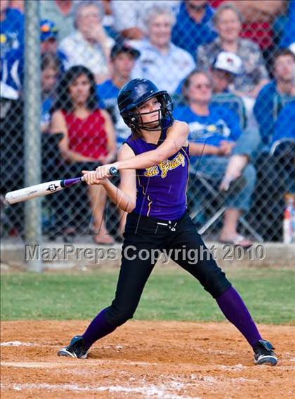 Thumbnail 2 in Needville vs La Grange (Texas 3A Region IV Regional Final)  photogallery.