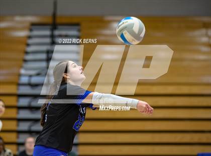Thumbnail 1 in Grand Oaks vs Caney Creek photogallery.