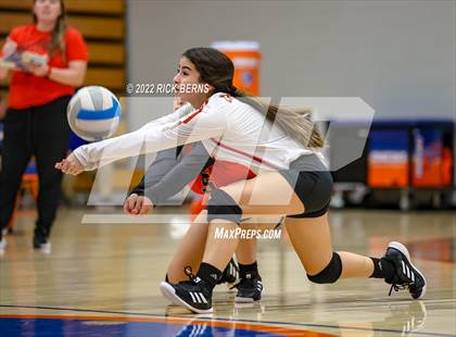 Thumbnail 2 in Grand Oaks vs Caney Creek photogallery.