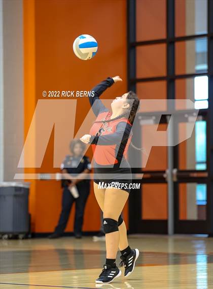 Thumbnail 3 in Grand Oaks vs Caney Creek photogallery.