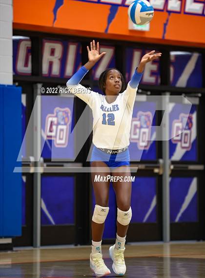 Thumbnail 1 in Grand Oaks vs Caney Creek photogallery.