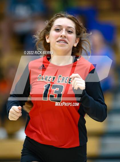 Thumbnail 1 in Grand Oaks vs Caney Creek photogallery.