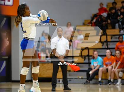 Thumbnail 1 in Grand Oaks vs Caney Creek photogallery.
