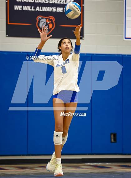 Thumbnail 2 in Grand Oaks vs Caney Creek photogallery.