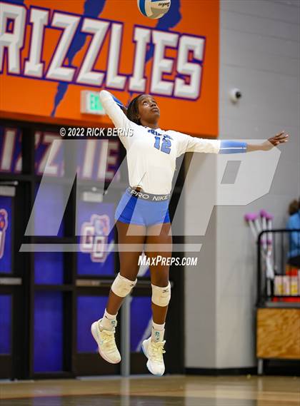 Thumbnail 2 in Grand Oaks vs Caney Creek photogallery.