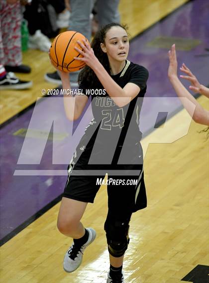 Thumbnail 2 in Bentonville Girls Basketball (Extending the Season) photogallery.
