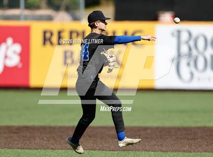 Thumbnail 2 in Conner vs Covington Catholic photogallery.