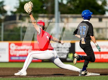 Thumbnail 2 in Conner vs Covington Catholic photogallery.