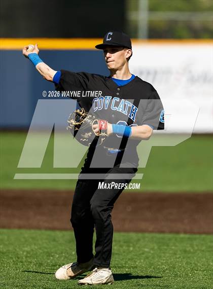 Thumbnail 3 in Conner vs Covington Catholic photogallery.