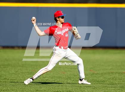 Thumbnail 2 in Conner vs Covington Catholic photogallery.
