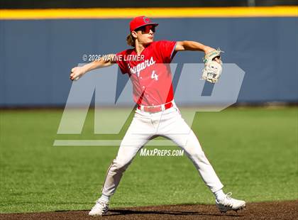 Thumbnail 1 in Conner vs Covington Catholic photogallery.