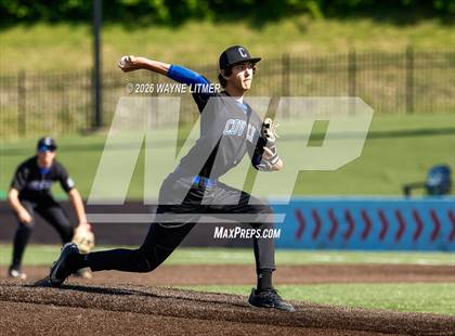 Thumbnail 3 in Conner vs Covington Catholic photogallery.