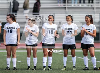 Thumbnail 2 in Flintridge Prep vs. Pacifica (CIF SS D3 Final) photogallery.