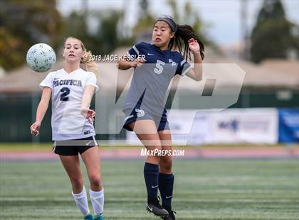 Thumbnail 2 in Flintridge Prep vs. Pacifica (CIF SS D3 Final) photogallery.