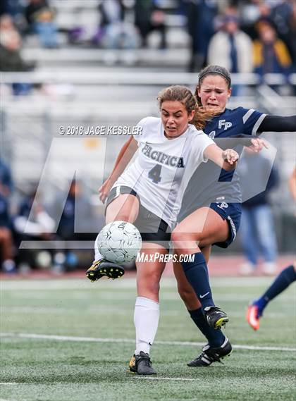 Thumbnail 2 in Flintridge Prep vs. Pacifica (CIF SS D3 Final) photogallery.