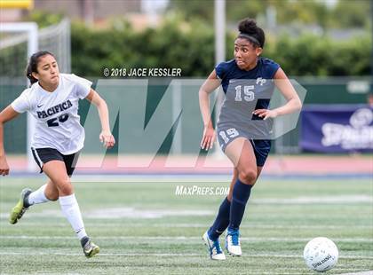 Thumbnail 2 in Flintridge Prep vs. Pacifica (CIF SS D3 Final) photogallery.