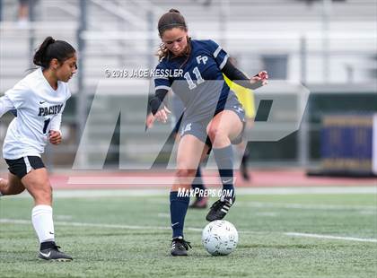 Thumbnail 3 in Flintridge Prep vs. Pacifica (CIF SS D3 Final) photogallery.