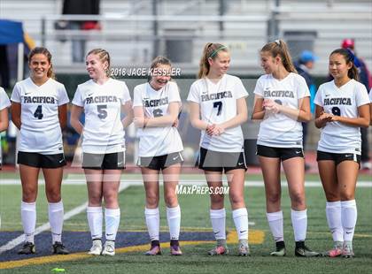 Thumbnail 3 in Flintridge Prep vs. Pacifica (CIF SS D3 Final) photogallery.