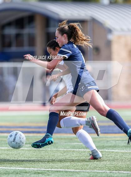 Thumbnail 3 in Flintridge Prep vs. Pacifica (CIF SS D3 Final) photogallery.