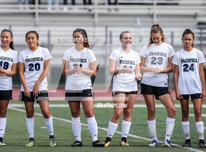 Thumbnail 3 in Flintridge Prep vs. Pacifica (CIF SS D3 Final) photogallery.