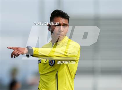 Thumbnail 3 in Flintridge Prep vs. Pacifica (CIF SS D3 Final) photogallery.
