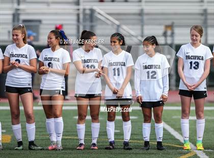 Thumbnail 2 in Flintridge Prep vs. Pacifica (CIF SS D3 Final) photogallery.