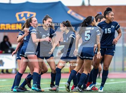 Thumbnail 3 in Flintridge Prep vs. Pacifica (CIF SS D3 Final) photogallery.