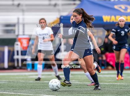 Thumbnail 3 in Flintridge Prep vs. Pacifica (CIF SS D3 Final) photogallery.