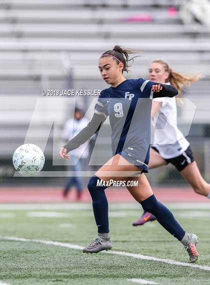 Thumbnail 1 in Flintridge Prep vs. Pacifica (CIF SS D3 Final) photogallery.
