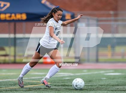Thumbnail 1 in Flintridge Prep vs. Pacifica (CIF SS D3 Final) photogallery.