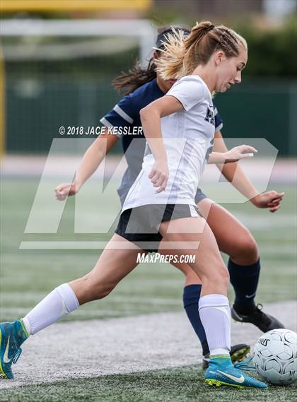 Thumbnail 1 in Flintridge Prep vs. Pacifica (CIF SS D3 Final) photogallery.
