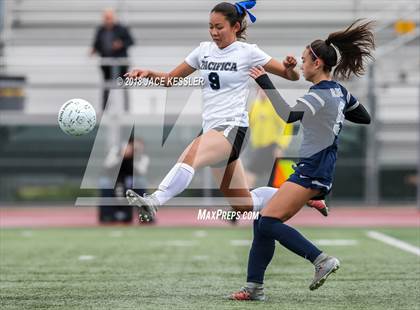 Thumbnail 3 in Flintridge Prep vs. Pacifica (CIF SS D3 Final) photogallery.